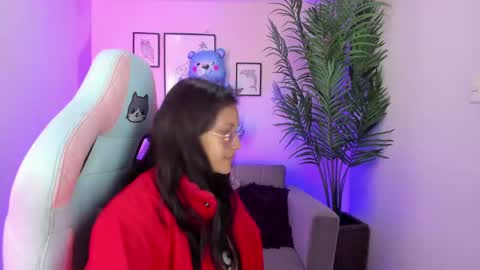 Kyomi online show from 1, 3, 2025