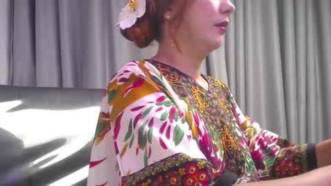 Kyra online show from 4, 2, 2026