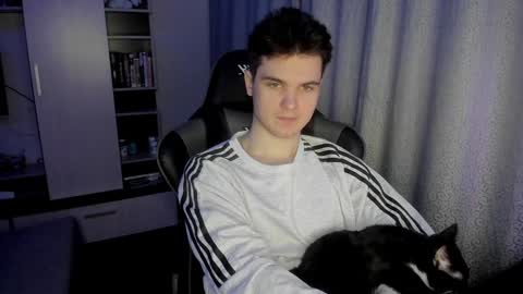 Kyroro online show from 21, 12, 2024