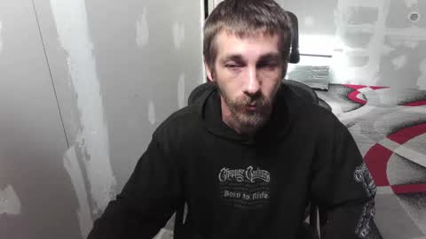 Snapshot of l1v1nth3dr3am chatting on 6, 10, 2025 l1v1nth3dr3am online show from 6, 10, 2025