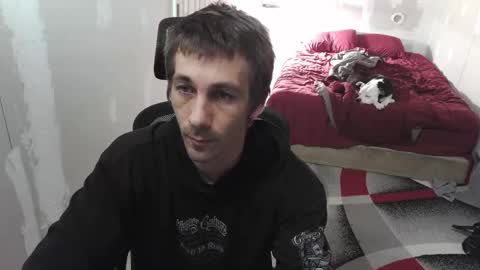 Snapshot of l1v1nth3dr3am chatting on 19, 10, 2025 l1v1nth3dr3am online show from 19, 10, 2025