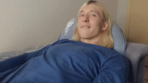 Snapshot of l_adonis_l chatting on 28, 2, 2025 Adonis online show from 28, 2, 2025