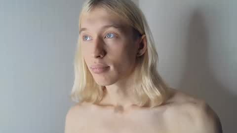 Snapshot of l_adonis_l chatting on 5, 3, 2025 Adonis online show from 5, 3, 2025