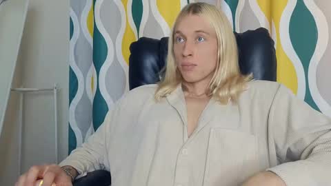 Snapshot of l_adonis_l chatting on 28, 9, 2025 Adonis online show from 28, 9, 2025