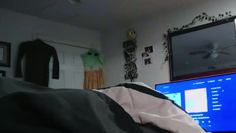 Snapshot of la_n_jay chatting on 16, 12, 2025 LA N JAY online show from 16, 12, 2025