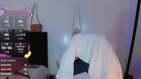 AriSaray online show from 8, 10, 2025