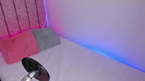 lana  foxx Model  independient online show from 20, 5, 2026