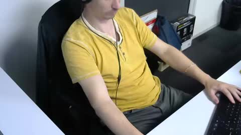 Snapshot of labelette007 chatting on 8, 1, 2025 labelette007 online show from 8, 1, 2025