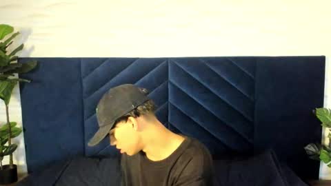 labrinthteasing online show from 15, 2, 2026