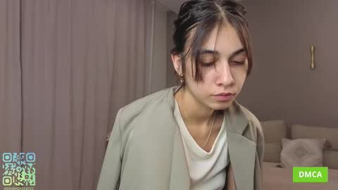 Snapshot of labubaby chatting on 10, 9, 2025 Mai online show from 10, 9, 2025