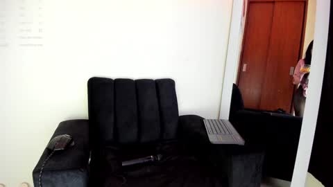 Snapshot of lace_victoria chatting on 21, 12, 2024 lace_victoria online show from 21, 12, 2024