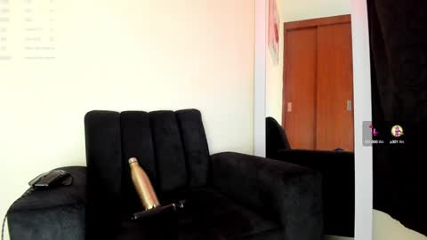 Snapshot of lace_victoria chatting on 29, 12, 2024 lace_victoria online show from 29, 12, 2024