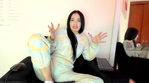 Snapshot of lace_victoria chatting on 10, 1, 2025 lace_victoria online show from 10, 1, 2025