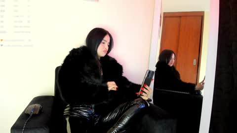 Snapshot of lace_victoria chatting on 11, 1, 2025 lace_victoria online show from 11, 1, 2025