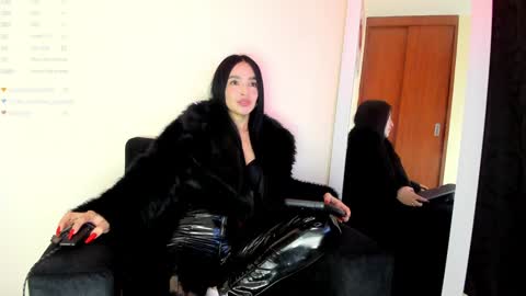 Snapshot of lace_victoria chatting on 12, 1, 2025 lace_victoria online show from 12, 1, 2025