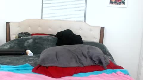 Lacey Phoenix online show from 16, 2, 2025