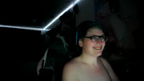 laceysweets27 online show from 24, 6, 2026