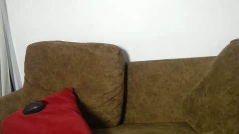 Mia online show from 12, 3, 2026