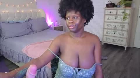 Snapshot of ladiosa_selene chatting on 2, 8, 2026 La Diosa Selene online show from 2, 8, 2026