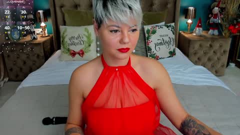 Snapshot of lady_alibi chatting on 31, 12, 2024 AliCooper online show from 31, 12, 2024