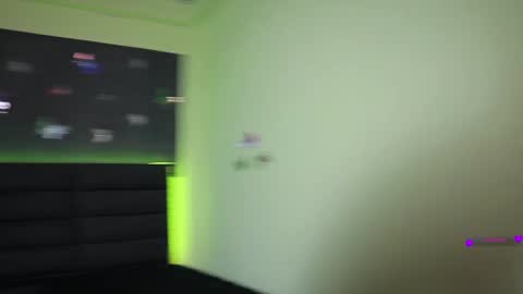 Snapshot of lady_boobs1 chatting on 3, 1, 2025 Kathie Dicky online show from 3, 1, 2025