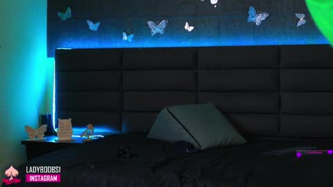 Snapshot of lady_boobs1 chatting on 7, 1, 2025 Kathie Dicky online show from 7, 1, 2025