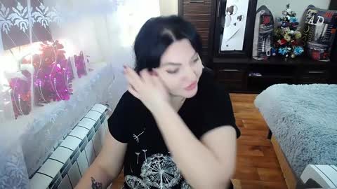 lady_boom_ online show from 13, 1, 2025