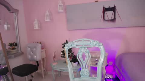 Karla - Instagram   lady karla1 online show from 18, 1, 2025