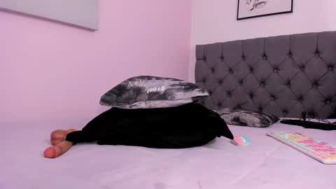 Karla - Instagram   lady karla1 online show from 27, 2, 2025