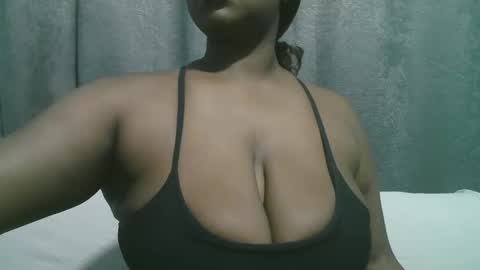 lady_dearra online show from 27, 9, 2025