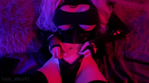 lady_eboshi online show from 8, 12, 2024