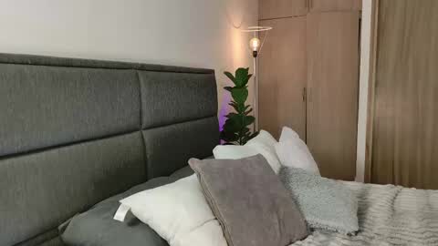    700  1300 -5 online show from 25, 9, 2025