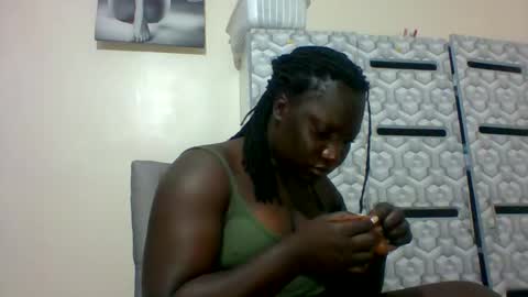 lindah32 online show from 7, 1, 2025