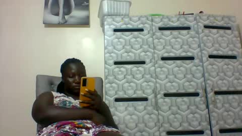 lindah32 online show from 8, 1, 2025