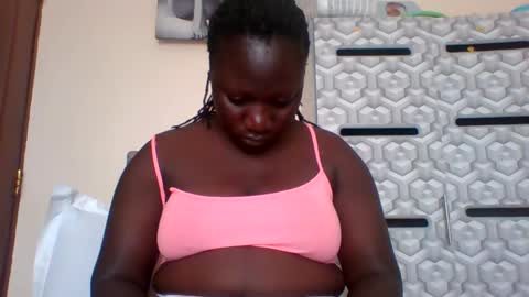 lindah32 online show from 15, 1, 2025