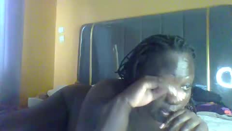 lindah32 online show from 10, 3, 2026