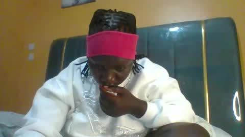 lindah32 online show from 29, 3, 2026