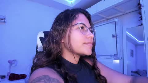  Lady  online show from 25, 5, 2026