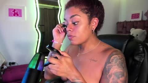 Snapshot of ladydanniela chatting on 31, 1, 2025 leidy daniela online show from 31, 1, 2025