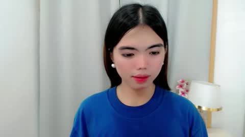 ladyfucker_ online show from 28, 9, 2025