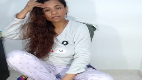 lady online show from 2, 3, 2026