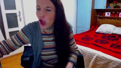 Snapshot of ladylhoty chatting on 25, 11, 2025 LadyLHoty online show from 25, 11, 2025