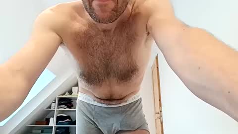 Snapshot of ladylover_1 chatting on 13, 12, 2024 ladylover_1 online show from 13, 12, 2024