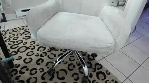 luxandleo online show from 21, 12, 2025