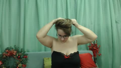Snapshot of ladymagickiss chatting on 25, 12, 2024 Nicole.... online show from 25, 12, 2024