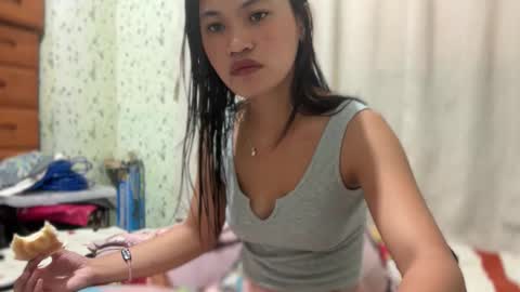 ladypetite11 online show from 23, 2, 2026