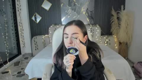 Lady  online show from 9, 1, 2026