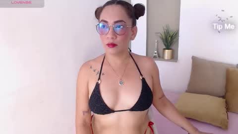 Isabella  online show from 7, 3, 2026