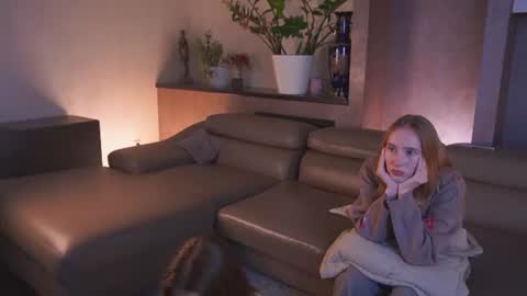 laelneizer online show from 23, 6, 2026
