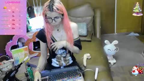 Skinnygirl online show from 12, 9, 2025